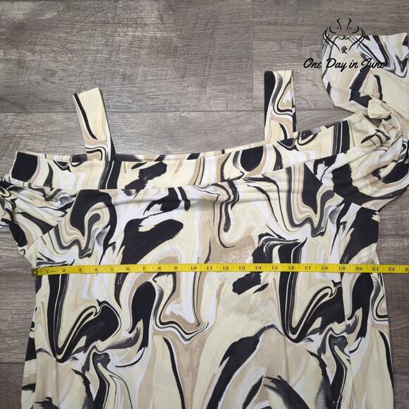 JM Collection Cold Shoulder Top Size XXL - Picture 3 of 5